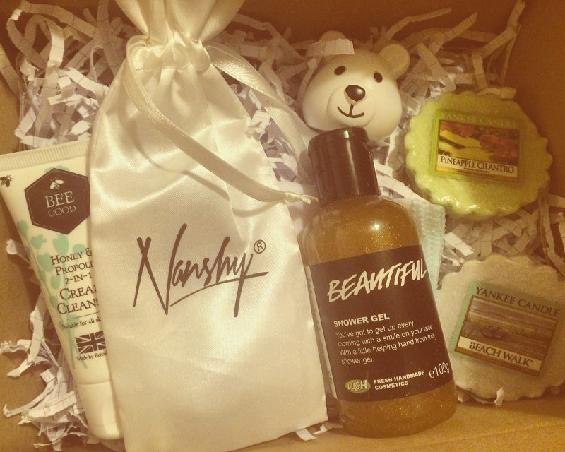#Blogmas: Christmas Blogger Box Share – #ChristmasBloggerBoxShare