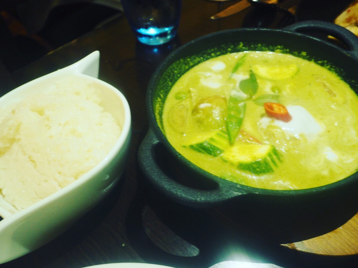 chicken-thai-green-curry-chaophraya