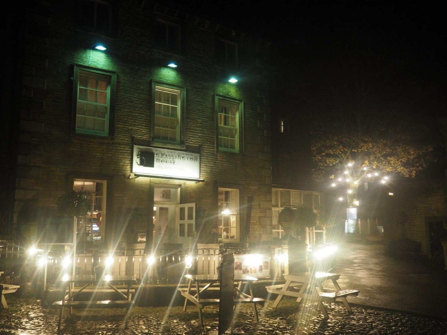 grassington-house-night