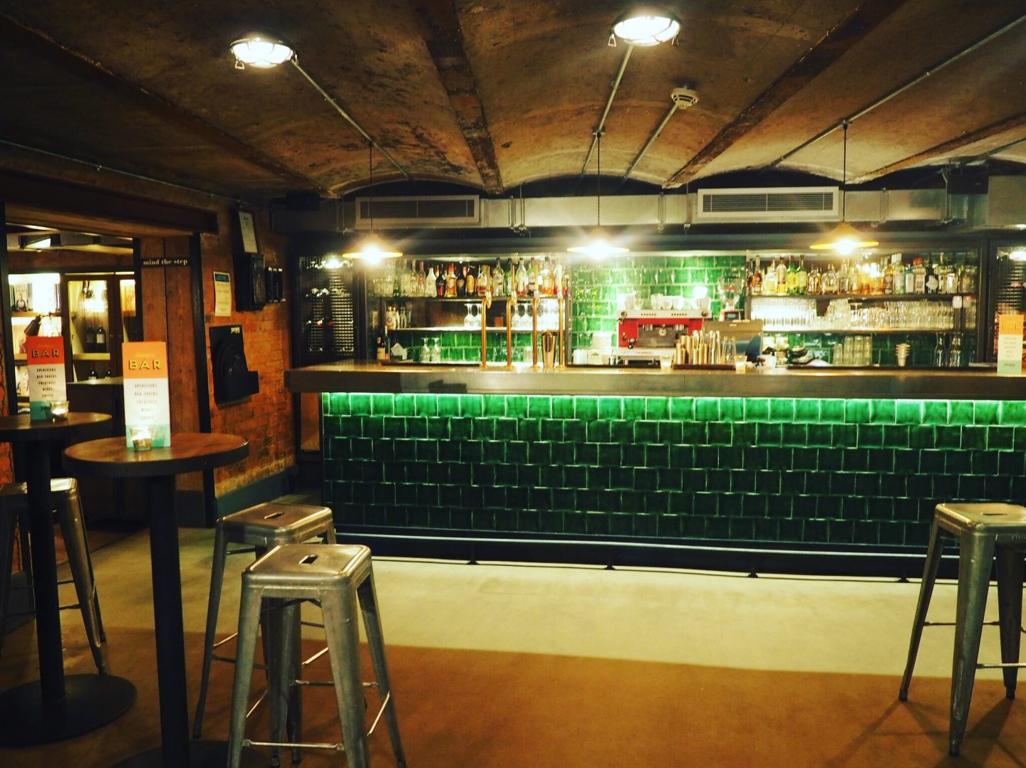 Jamies-Italian-Bar
