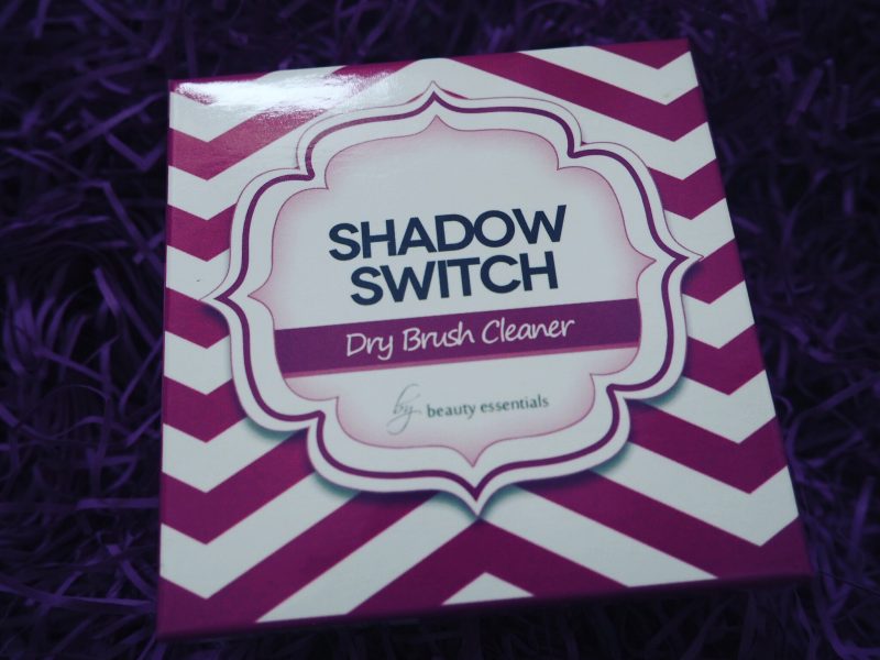 Review: Shadow Switch Makeup Brush Cleaner by Beauty Essentials