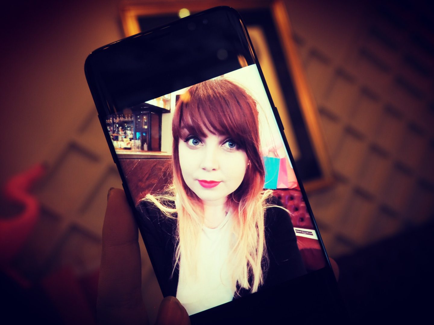 Samsung-Galaxy-Phone-Selfie