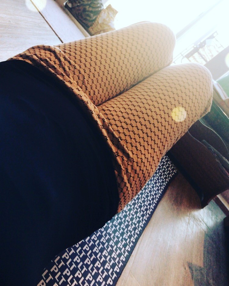 PLT-yoga-mat-joggers