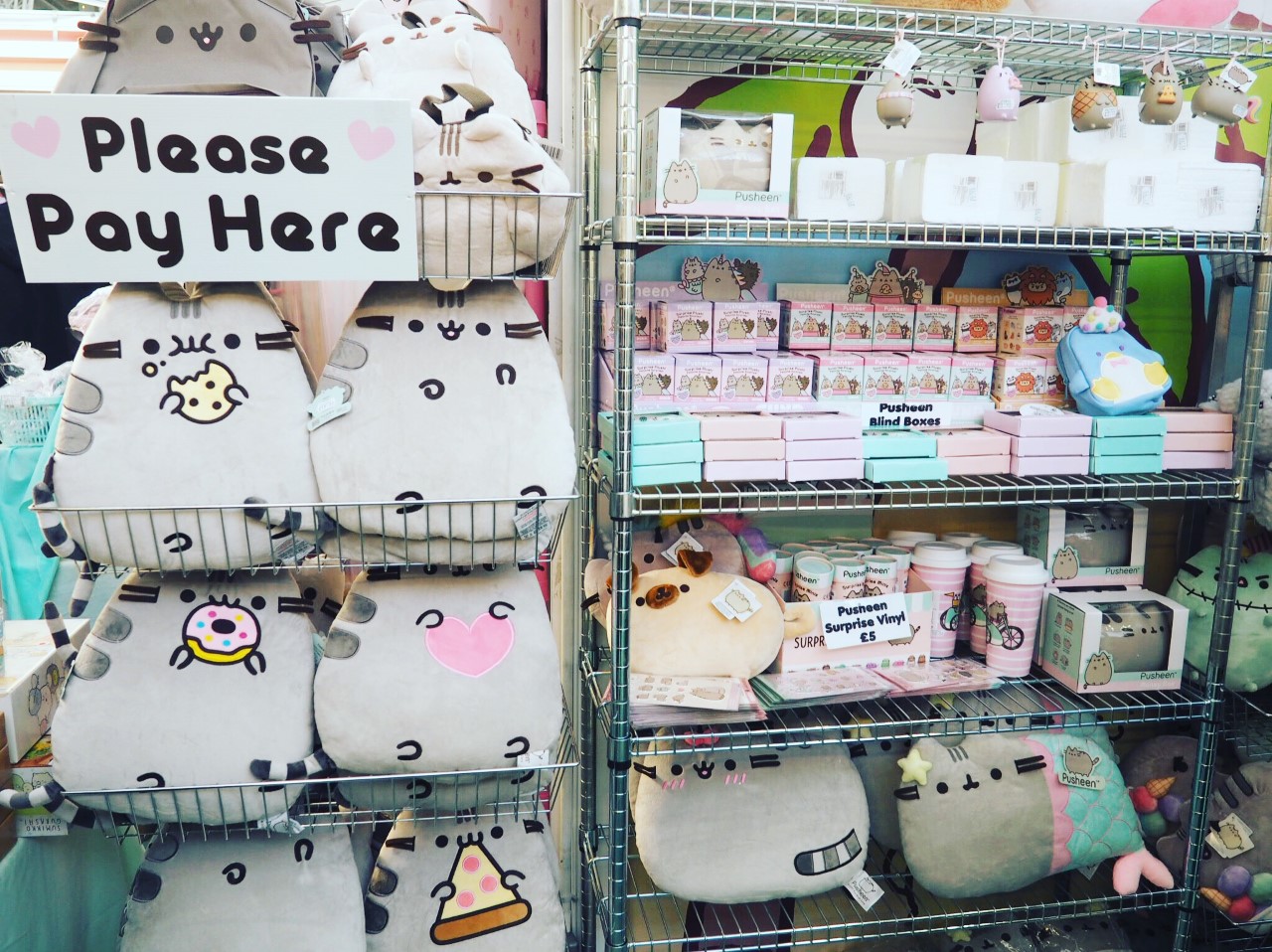 Hyper-Japan-Winter-Pusheen