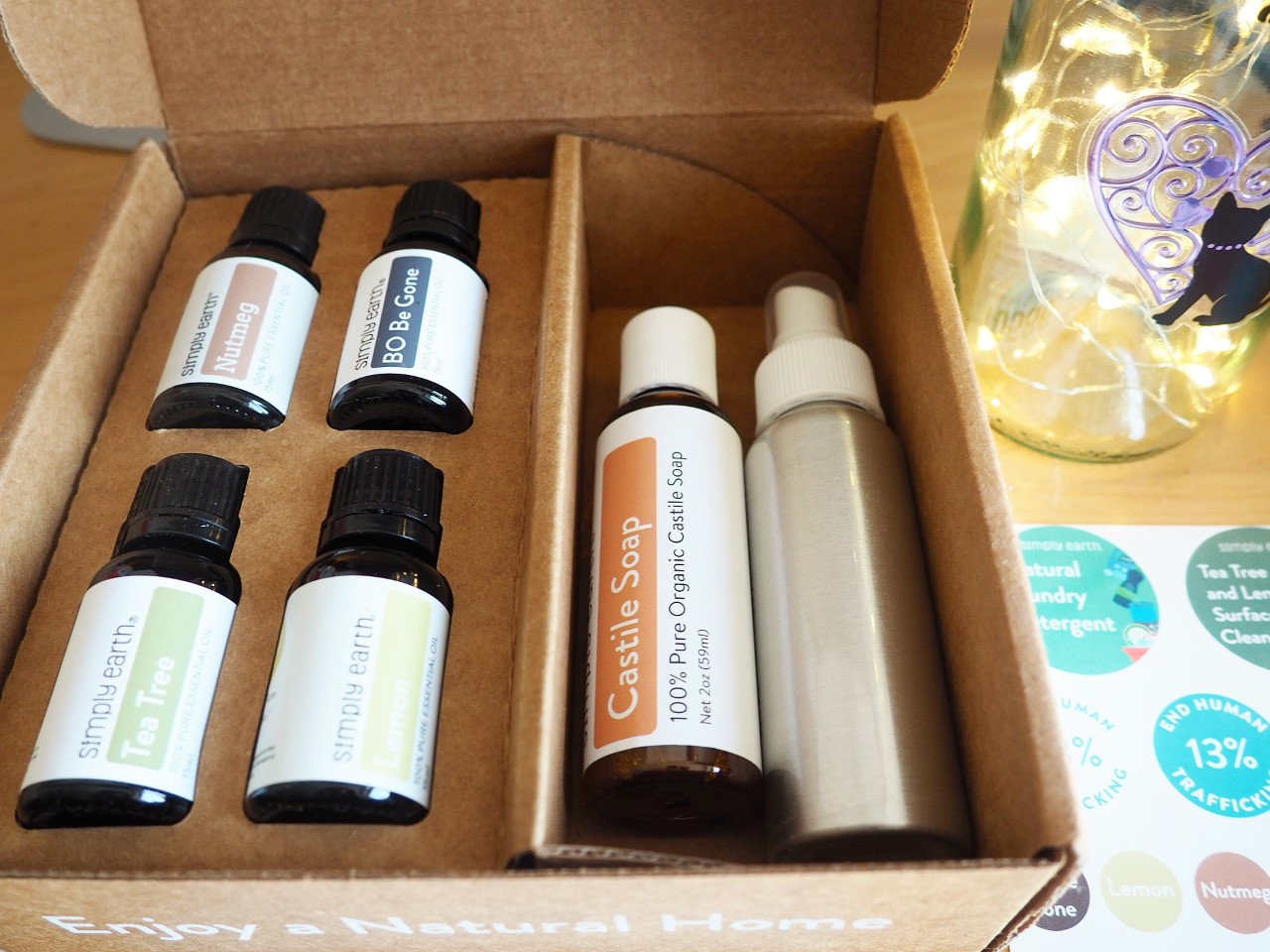 Simply-Earth-Essential-Oils-Box