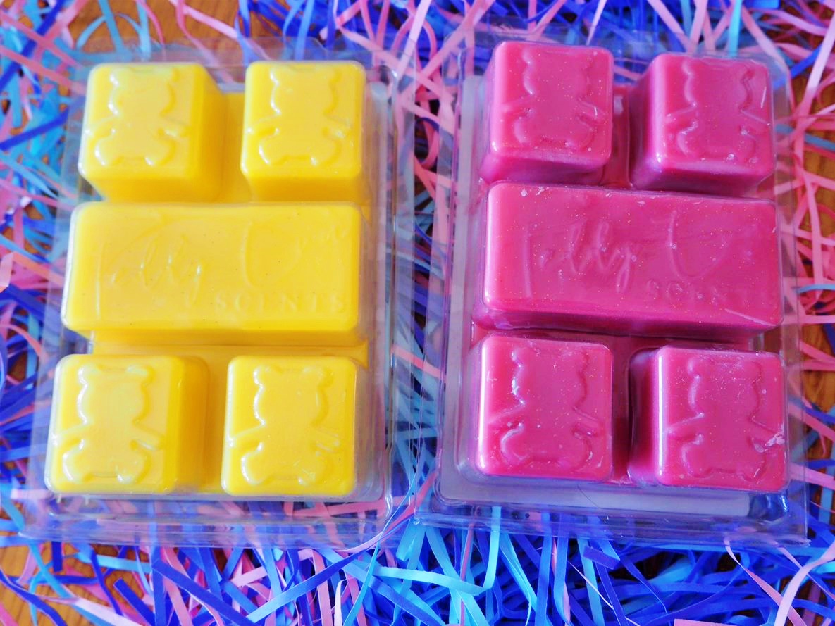 The back of the wax melts packaging